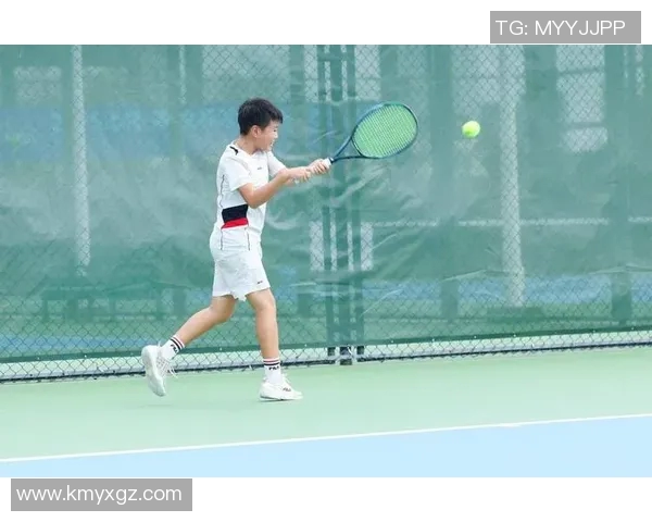 深圳网球队团队协作引发热议球员间默契与竞争的微妙平衡探讨